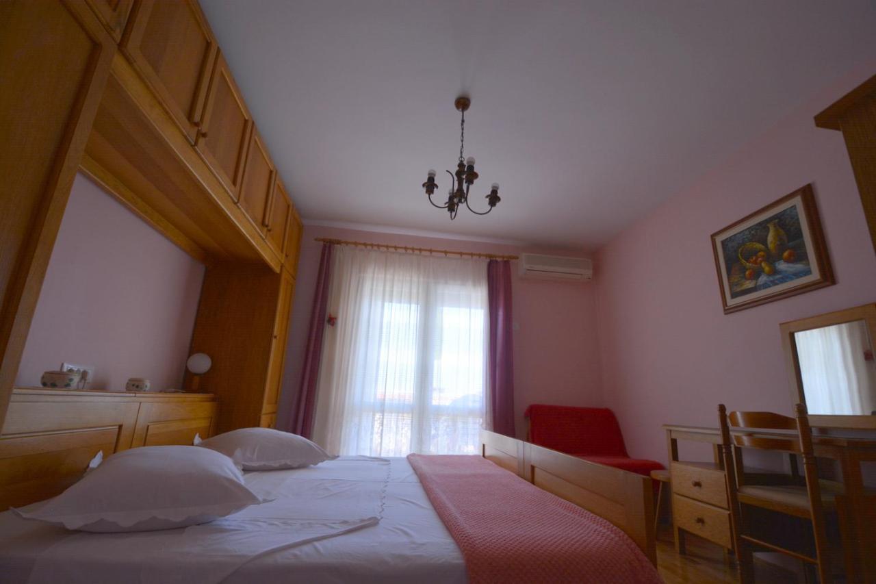 Apartman Ivana Hotel Makarska Exterior photo