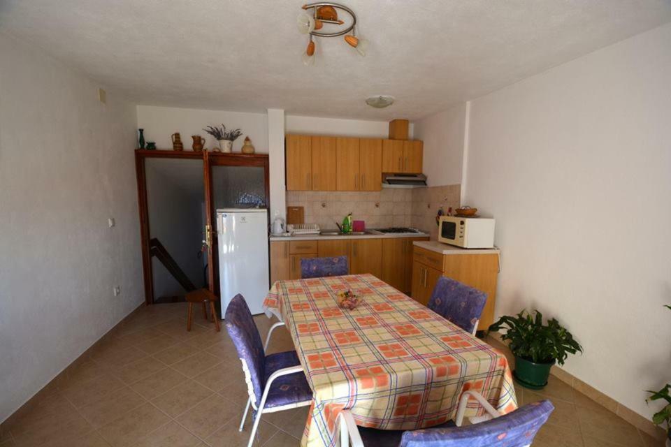 Apartman Ivana Hotel Makarska Exterior photo